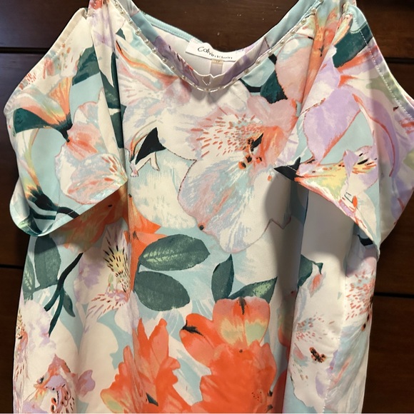 Tops - Picture 3 of 3